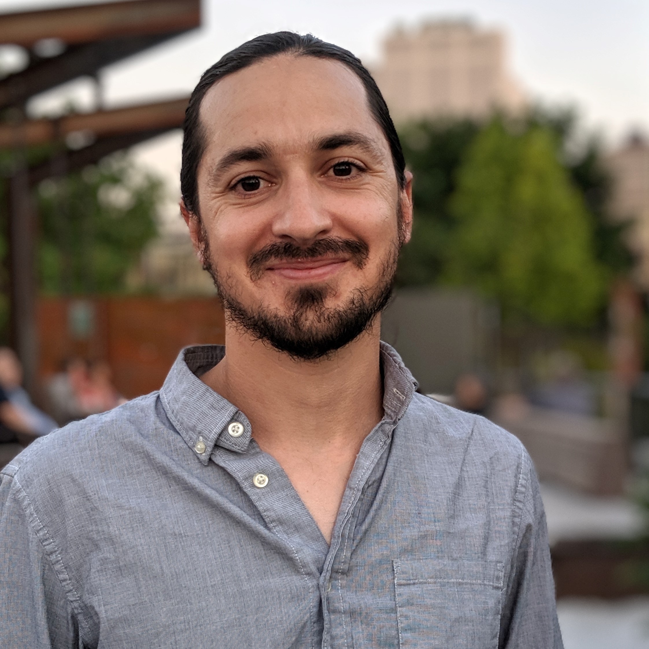 Headshot – Daniel Arranaga